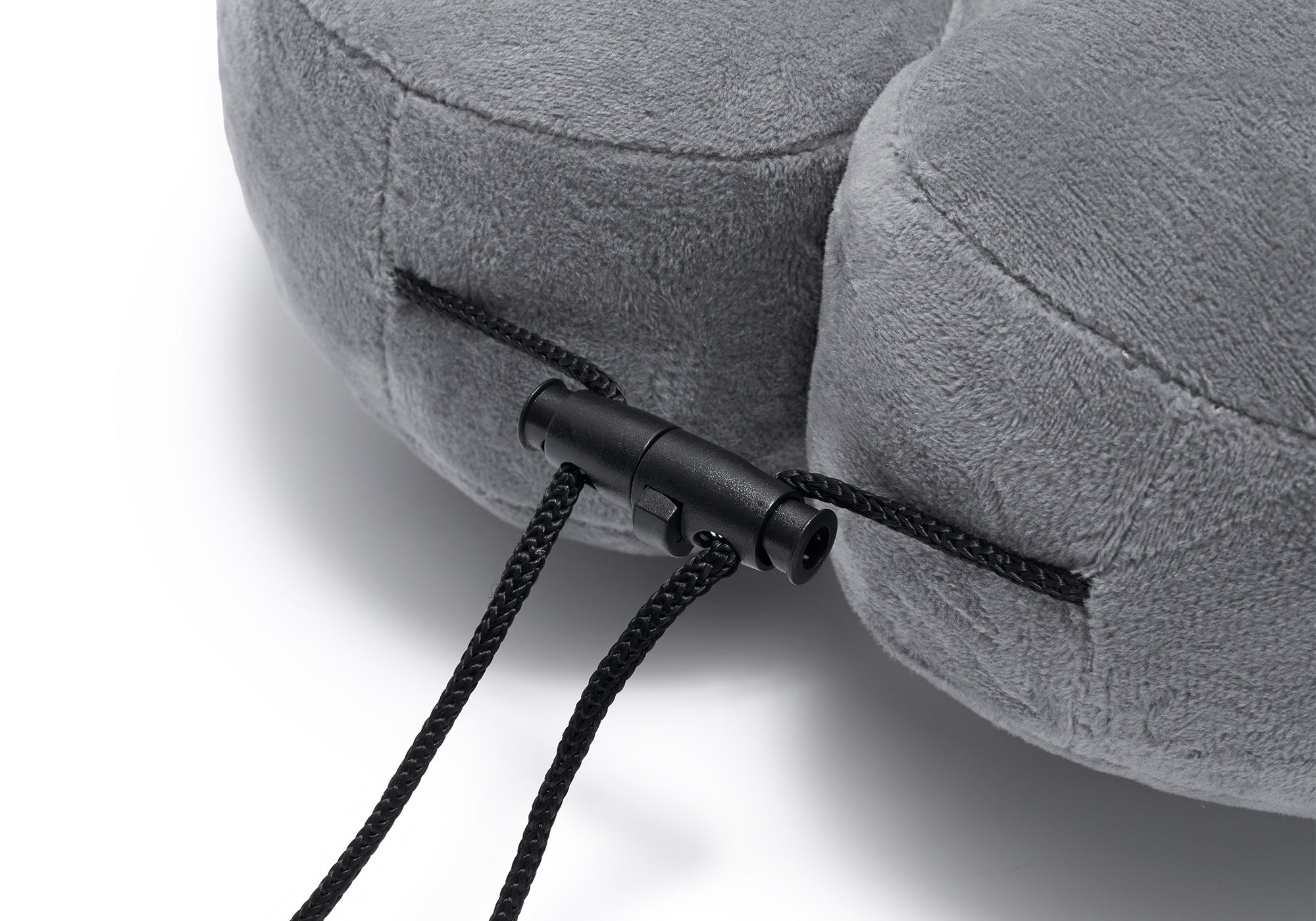 Manta Travel Pillow - Image 15